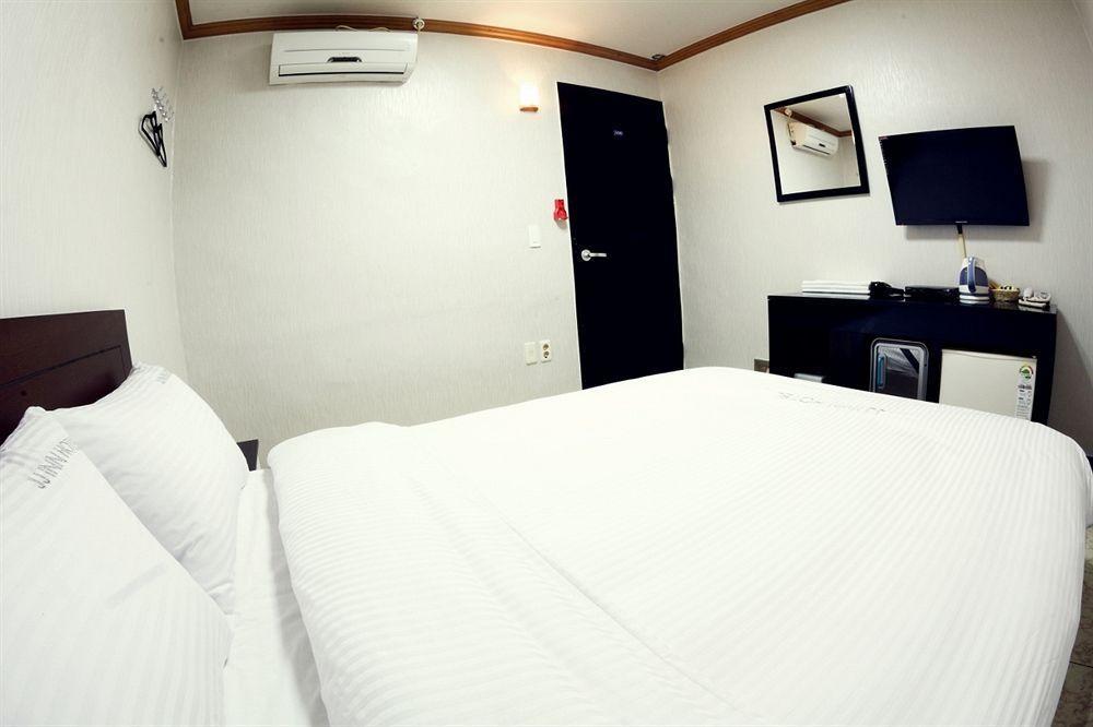 Jj Inn Busan Eksteriør bilde